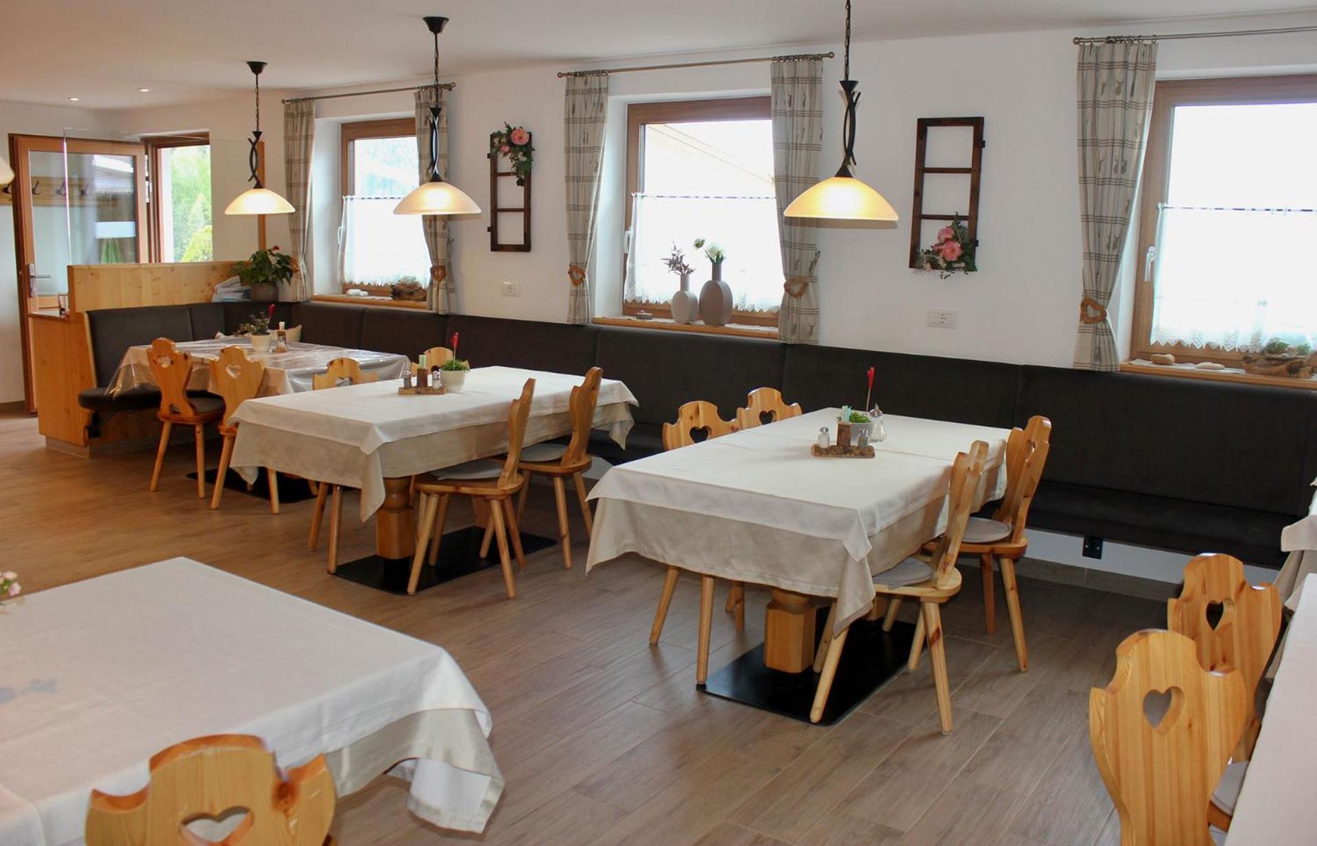 Gasthaus Oberkirn Schenna Exteriör bild